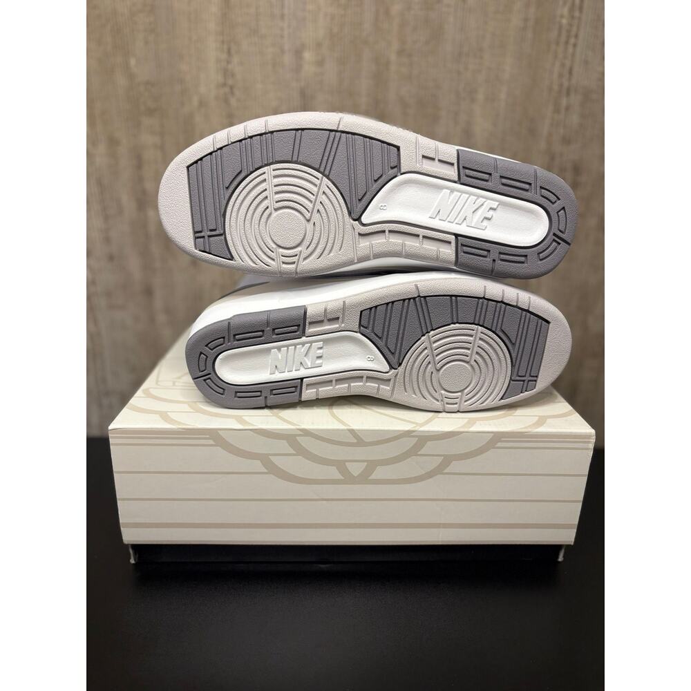 SZ 8m - Air Jordan 2 "Cement Grey" Shoes, New w/ Box - Picture 7 of 7